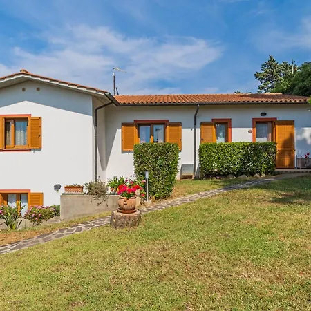 Da 6 A 8 Persone Capoliveri (Isola d'Elba)