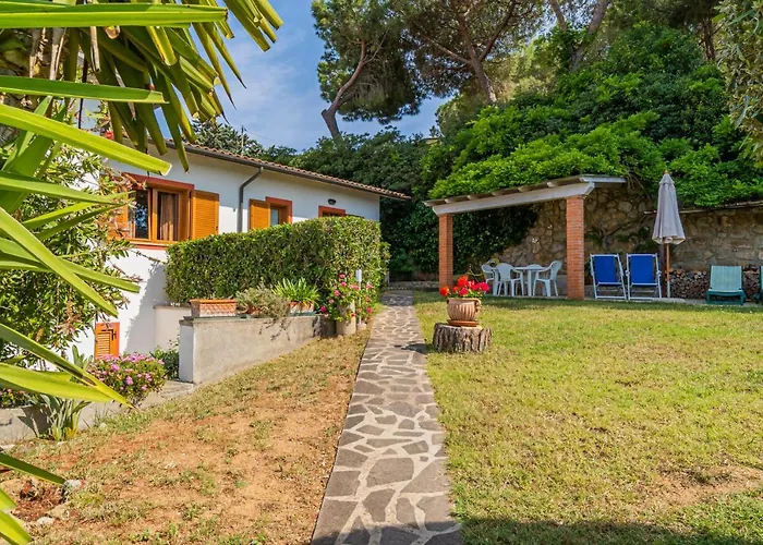 Da 6 A 8 Persone * Capoliveri (Isola d'Elba)